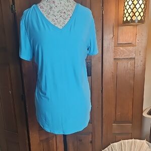 No Boundaries Ocean Blue Performance V-Neck Short Sleeve Tee